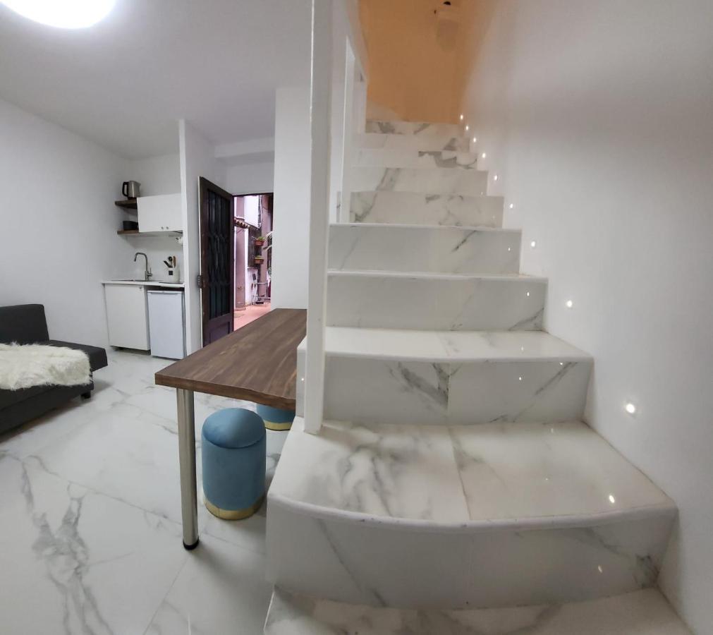 The White Colisseum Apartment โรม ภายนอก รูปภาพ